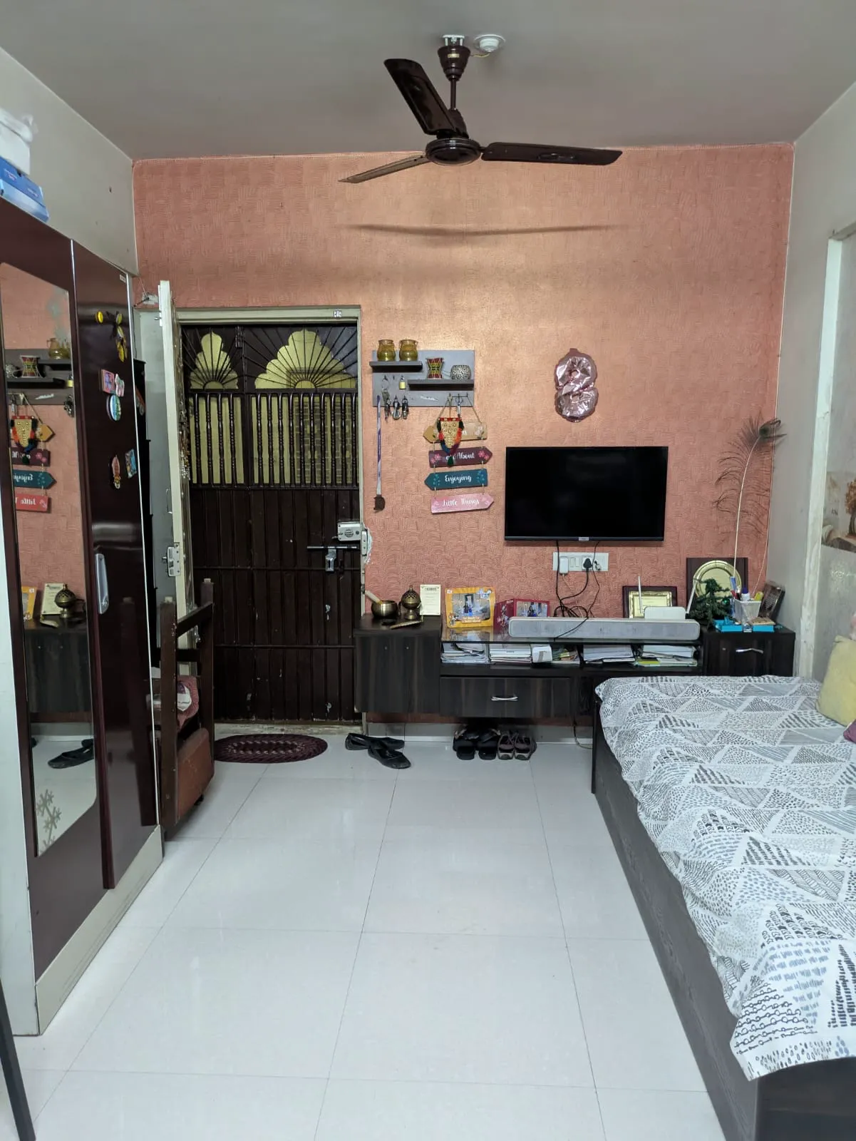 1 BHK Apartment in Swastik Residency - Hall